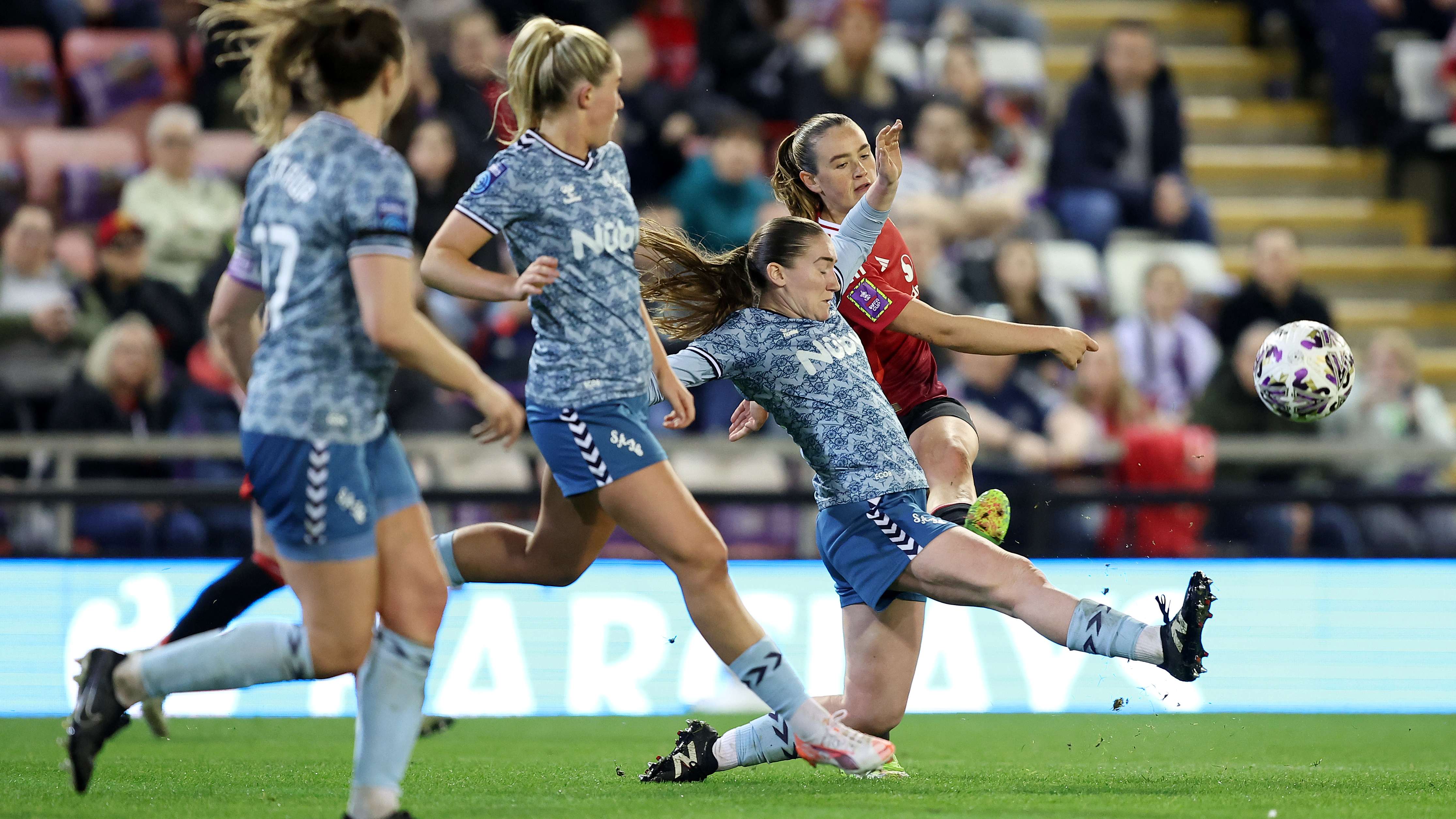 本文探讨了 本文探讨了